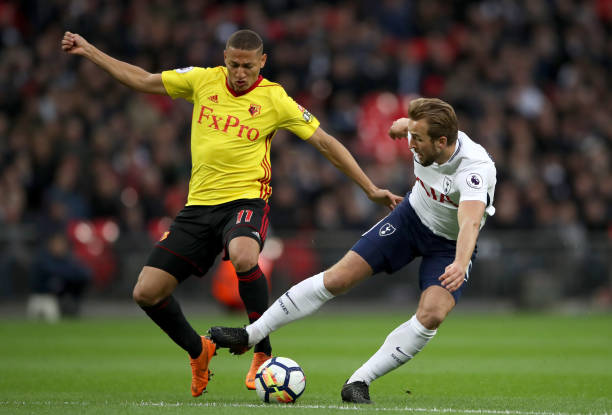 曼晚：因奥纳纳受伤曼联改变引援计划，或将引进一名首发门将.