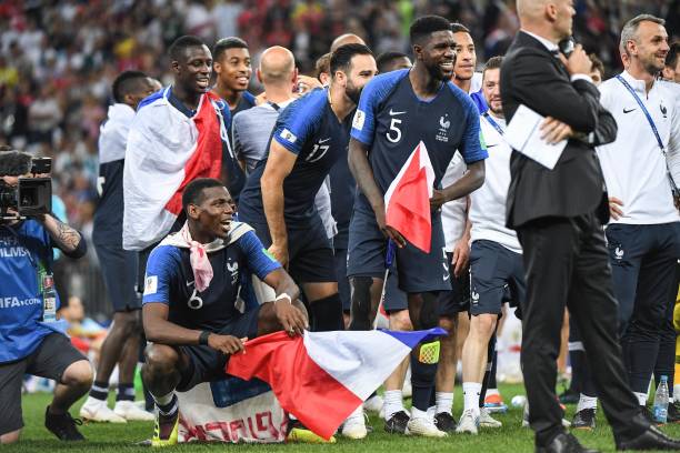 球队投怀送 球队投怀送