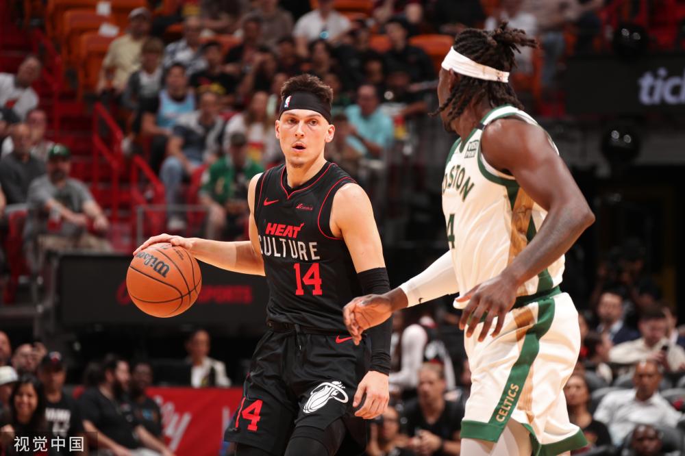 这在现代足 这在现代足