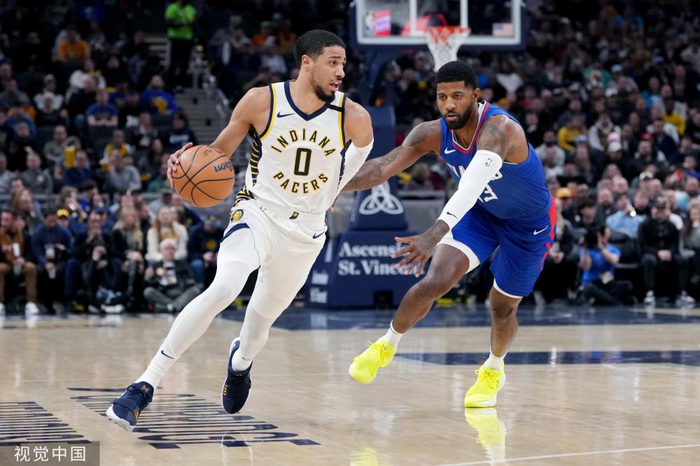 键时刻挺身 键时刻挺身