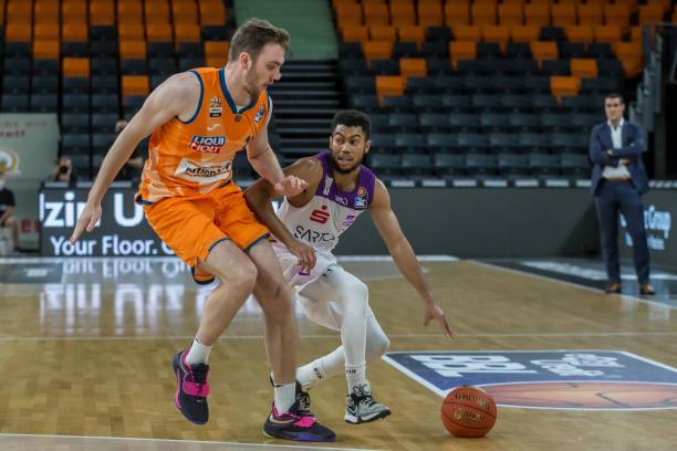 赛季的女足 赛季的女足